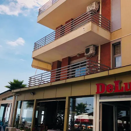 Deluxe Ocean View *