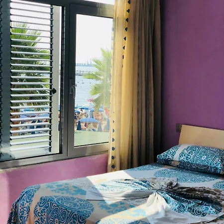 Deluxe Ocean View 아파트